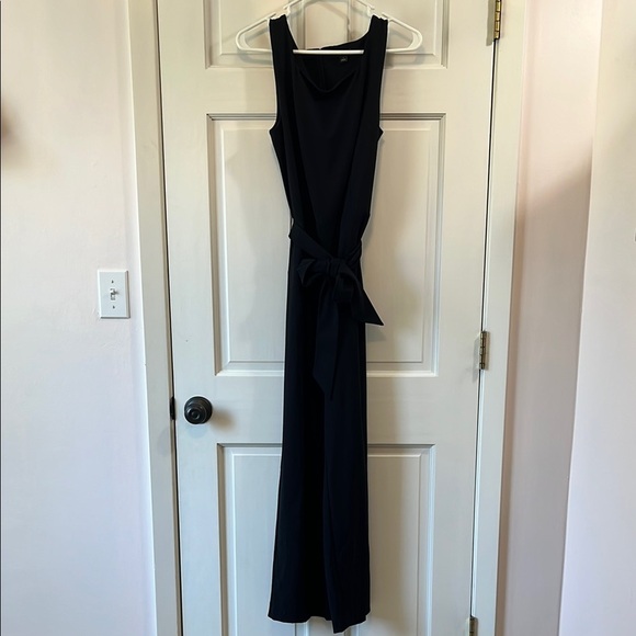 Ann Taylor Black Sleeveless Full Length Jumpsuit with Tie Waist - Size 4 - Picture 1 of 13